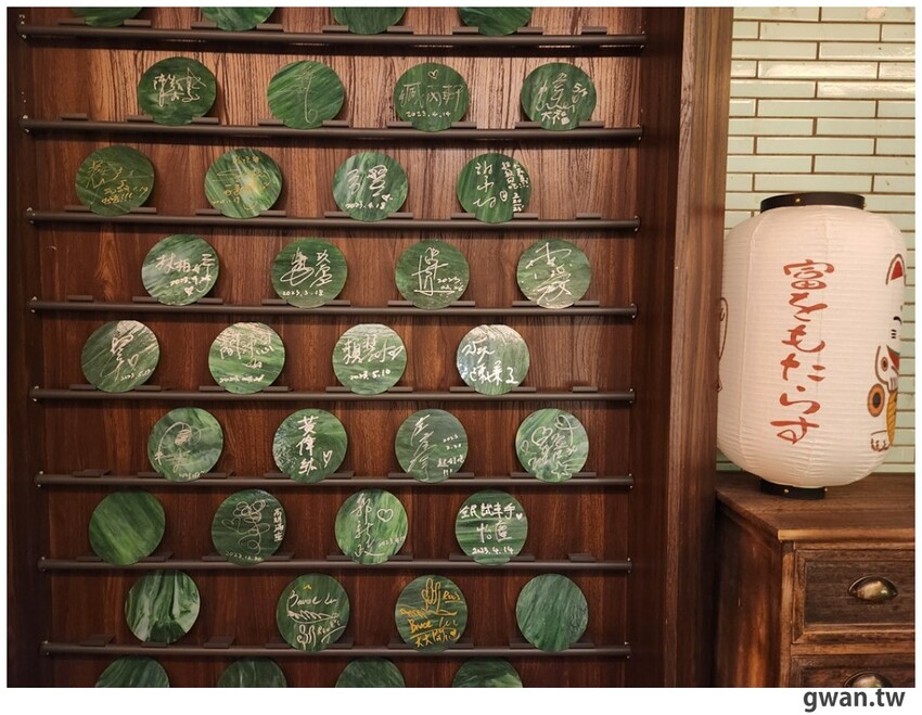 網路評價4.8星，沒預訂吃不到的燒肉店，入口也太隱密了吧ＸＤＤ