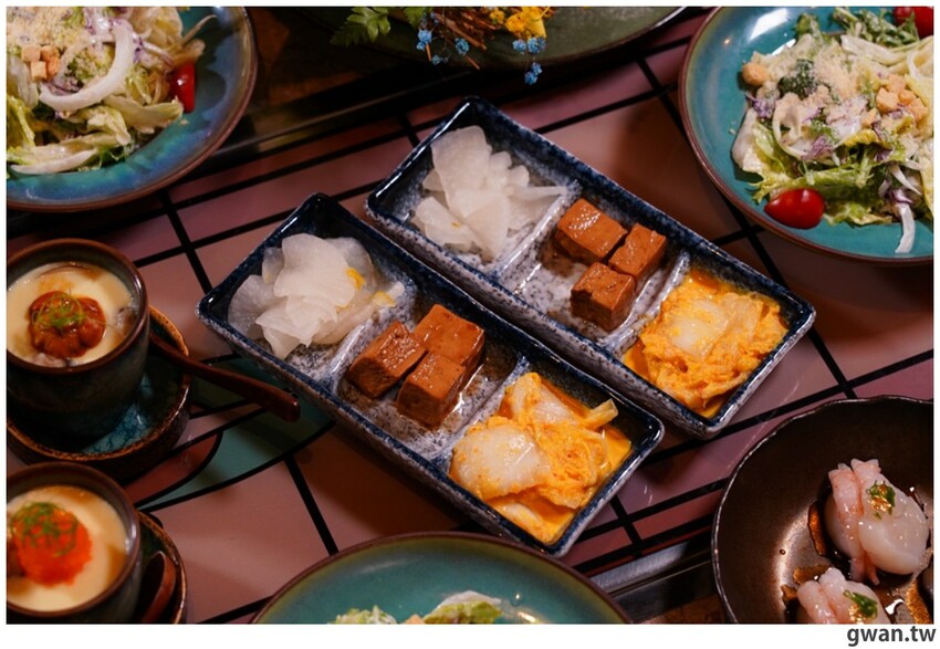 網路評價4.8星，沒預訂吃不到的燒肉店，入口也太隱密了吧ＸＤＤ