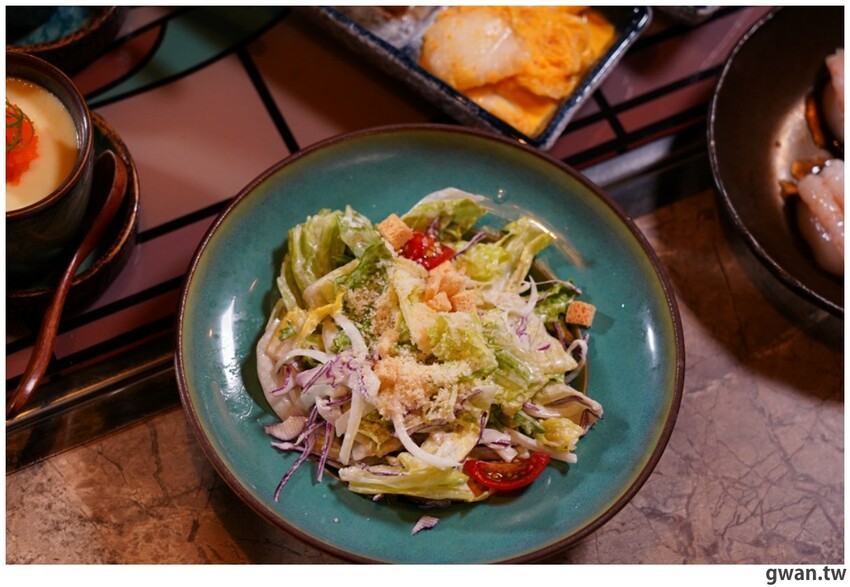 網路評價4.8星，沒預訂吃不到的燒肉店，入口也太隱密了吧ＸＤＤ