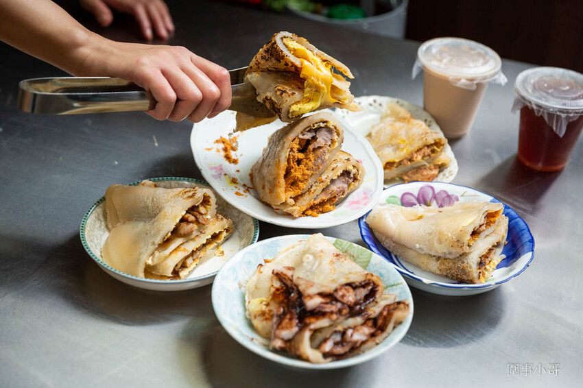 超大份量的粉漿蛋餅在這裡啦!躲在巷子裡讓人食指大動的特色蛋餅真的不好找呢!(邀約) @圍事小哥的幸福相框 超大份量的粉漿蛋餅在這裡啦!躲在巷子裡讓人食指大動的特色蛋餅真的不好找呢!(邀約) @圍事小哥的幸福相框