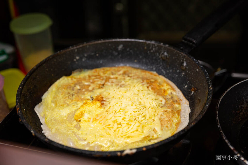 超大份量的粉漿蛋餅在這裡啦!躲在巷子裡讓人食指大動的特色蛋餅真的不好找呢!(邀約) @圍事小哥的幸福相框 超大份量的粉漿蛋餅在這裡啦!躲在巷子裡讓人食指大動的特色蛋餅真的不好找呢!(邀約) @圍事小哥的幸福相框