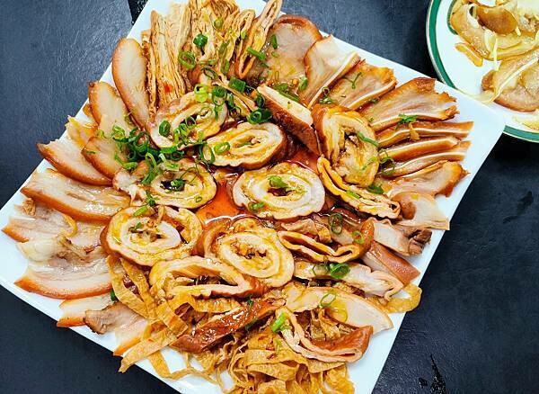 /tmp/phpLMVVQW /tmp/phpLMVVQW