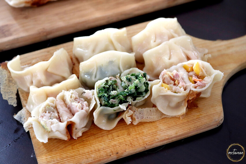 台南手工煎餃／現點現煎趕時間可預訂／使用台灣豬不含味精防腐劑／嚴選有機高麗菜與新鮮活蝦／自製餡料手工現包