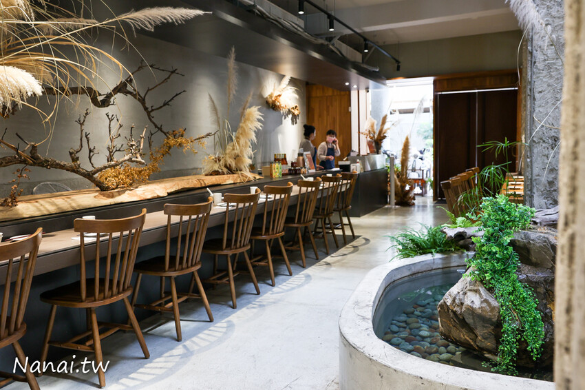 深藏市區百年歷史老宅，用餐時間大爆滿，立軒閣文化廚苑賣的是精緻中式料理