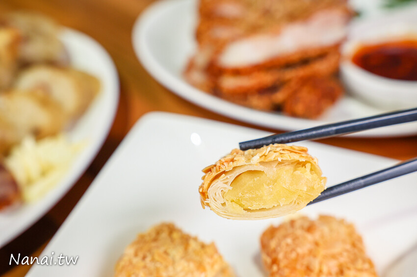 深藏市區百年歷史老宅，用餐時間大爆滿，立軒閣文化廚苑賣的是精緻中式料理