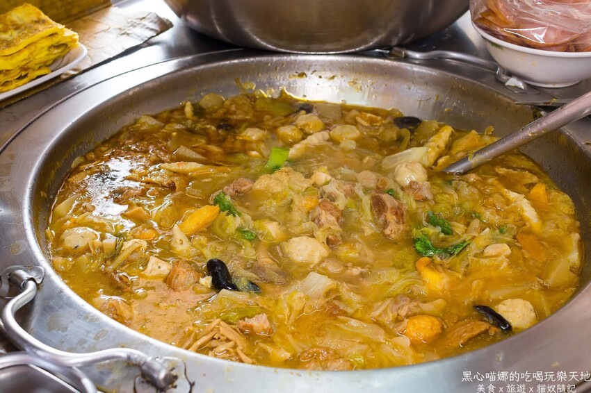 高雄三民︱番仔明古早味雜菜 濃郁香醇料滿超下飯!