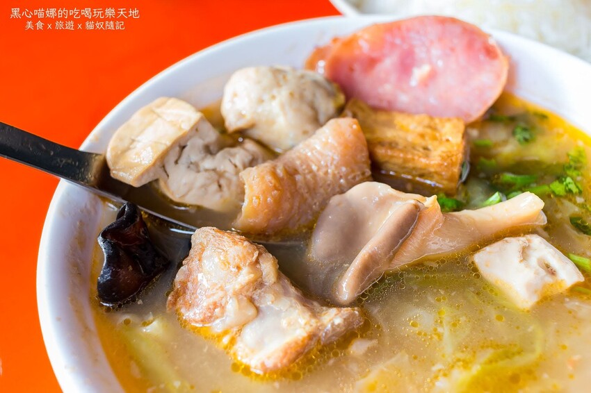 高雄三民︱番仔明古早味雜菜 濃郁香醇料滿超下飯!