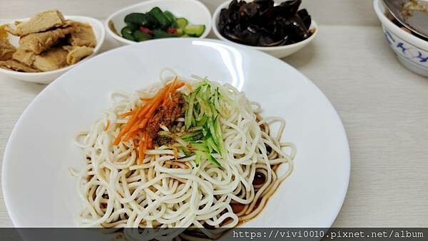 台北.萬華-這一口吃的不只是涼麵,而是年少的青春回憶!!西門在地正宗川味涼麵瓊芳居又回來啦