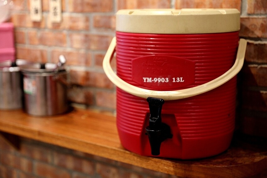 私房藥燉紅燒牛肉麵四重奏!頂級腱子心、牛筋、牛肚與板腱不用選一次通通來|進城牛肉麵