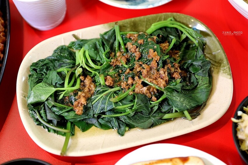 私房藥燉紅燒牛肉麵四重奏!頂級腱子心、牛筋、牛肚與板腱不用選一次通通來|進城牛肉麵