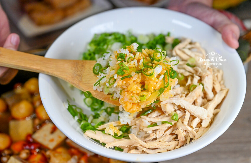 台中公益路美食,港味麻辣魚蛋鍋、粤式卜卜蜆打邊爐、港式料理-妮妮布魯