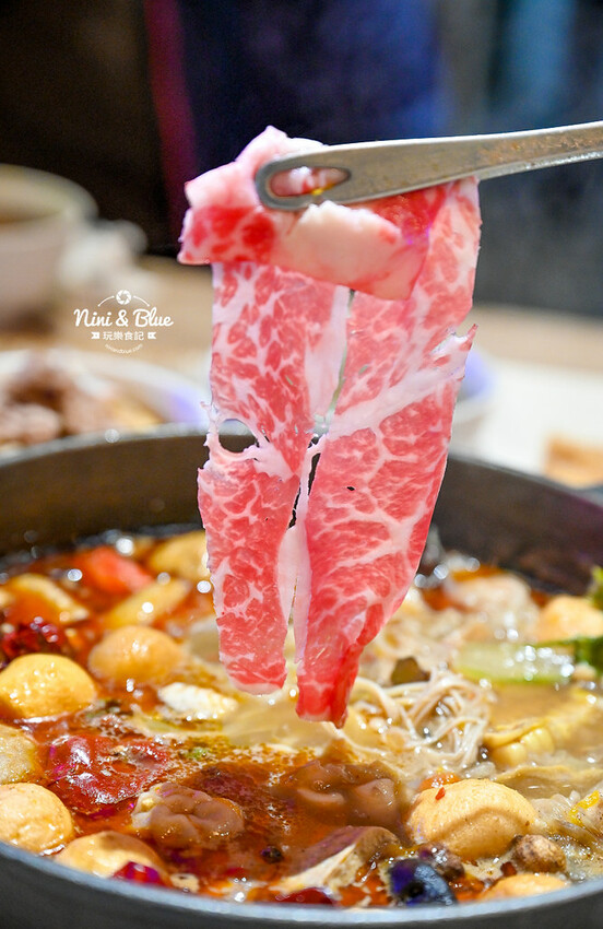 台中公益路美食,港味麻辣魚蛋鍋、粤式卜卜蜆打邊爐、港式料理-妮妮布魯