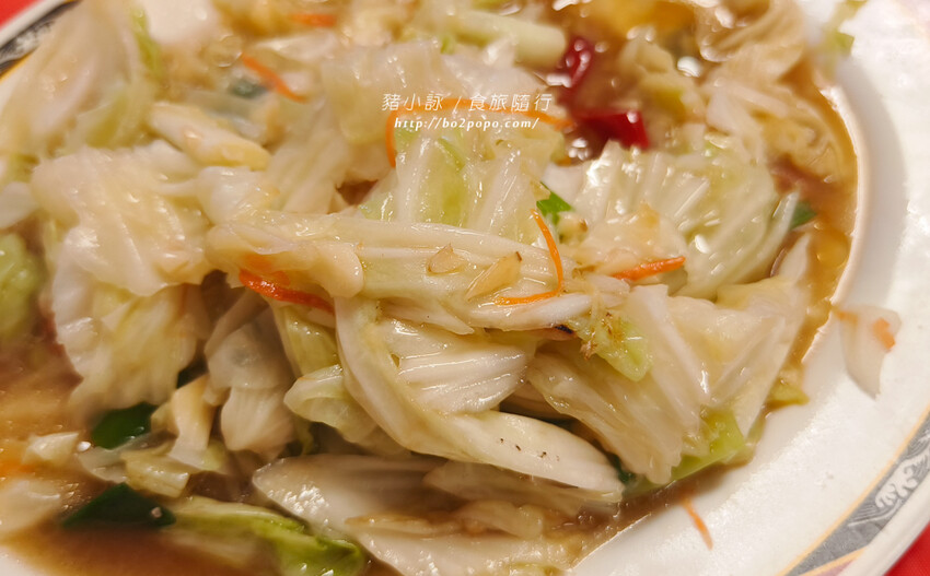 台南。七股》曉蝶海產店。龍山宮前份量十足的平價海產店