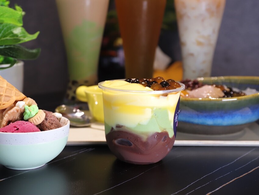 植朵 輕甜品-西港店:隱藏台南西港的創新甜點飲料店.茶飲甜湯冰品奶酪通通有/冰淇淋雪酪多達百種口味.奶酪甜嫩迷人 - 進食的巨鼠