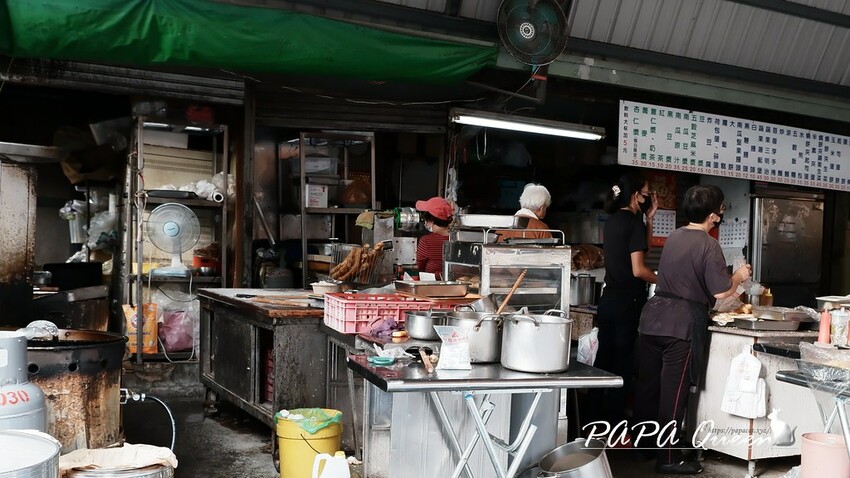 台中南屯｜   黎明新村裡的無名早餐店- 超隱密人氣早餐店 燒餅油條只要30元，通通素可食