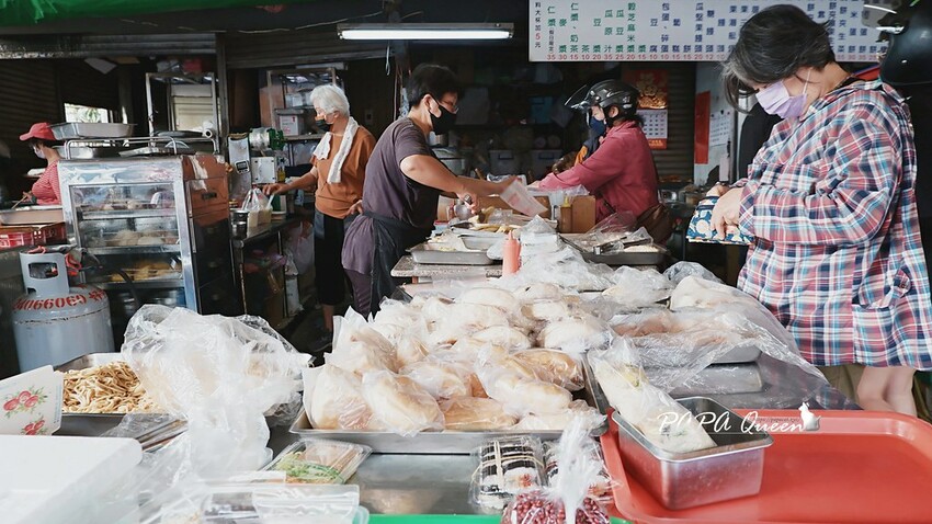 台中南屯｜   黎明新村裡的無名早餐店- 超隱密人氣早餐店 燒餅油條只要30元，通通素可食