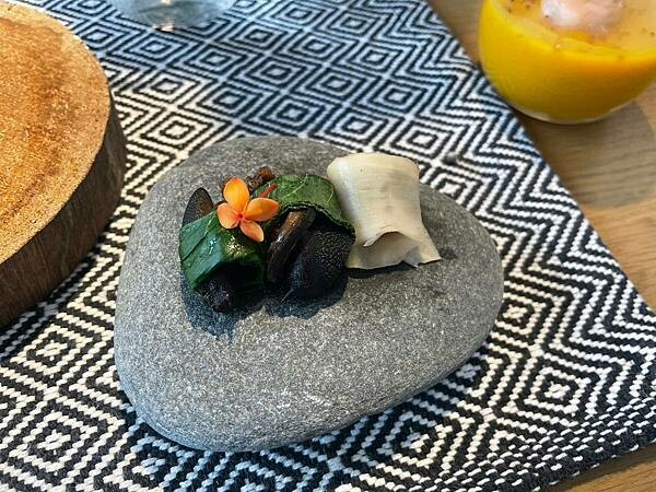 WSMH1314.JPG WSMH1314.JPG