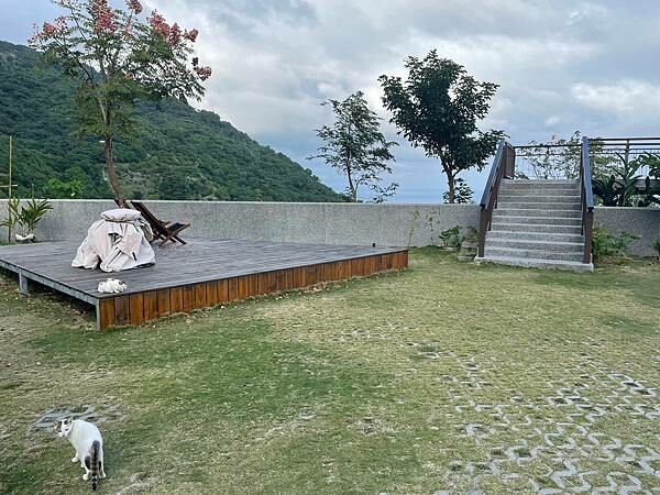 COMQ8980.JPG COMQ8980.JPG