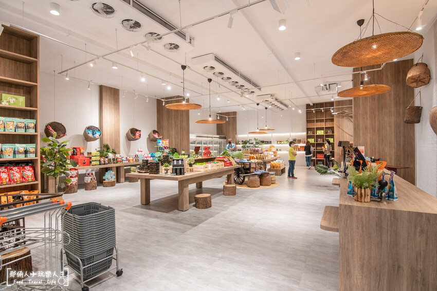 國姓九二咖啡故事館｜南投免門票景點，將農會的穀倉改造成咖啡故事館～