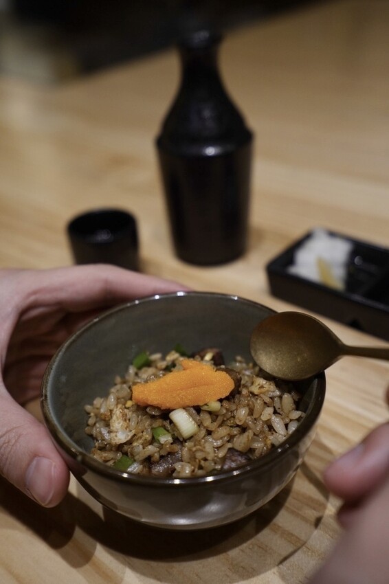 阪前和牛高級日式鐵板燒美食推薦-海膽和牛炒飯