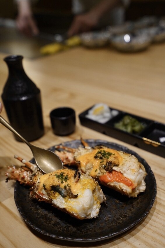 阪前和牛高級日式鐵板燒美食推薦-炙燒明太子龍蝦