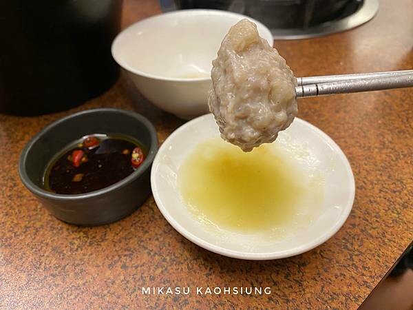 酸菜白肉鍋吃到飽菜色分享 2022最新營業時間 頤和酸菜白肉鍋2022菜單 價格分享 高雄鳳山吃到飽 涮肉吃到飽 高雄吃到飽鍋物推薦