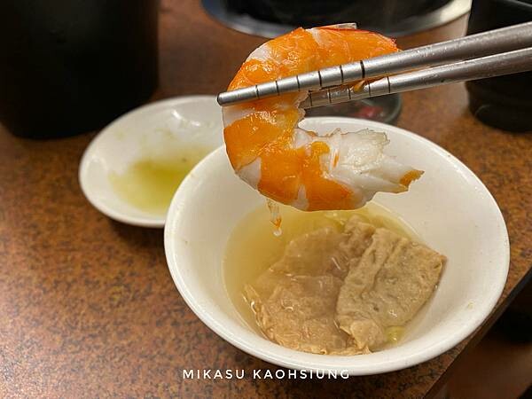 酸菜白肉鍋吃到飽菜色分享 2022最新營業時間 頤和酸菜白肉鍋2022菜單 價格分享 高雄鳳山吃到飽 涮肉吃到飽 高雄吃到飽鍋物推薦