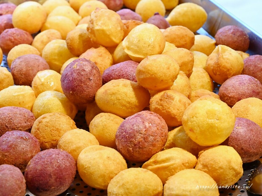 微笑地瓜球｜堪稱台中最巨地瓜球！整袋裝到滿，一開賣就人潮不斷～