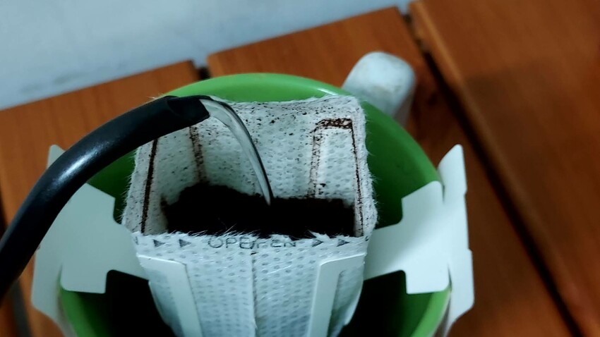 Delicioso德里斯咖啡 金兔系列 啡嚐專心 (手沖壺) 為自己沖一杯咖啡