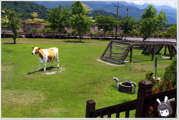 吉蒸牧場：[遊記+食記]►花蓮瑞穗◄吉蒸牧場-吉蒸鮮奶火鍋／吉蒸鮮奶饅頭／吉蒸鮮奶酪／可愛動物園區／親子旅遊好去處