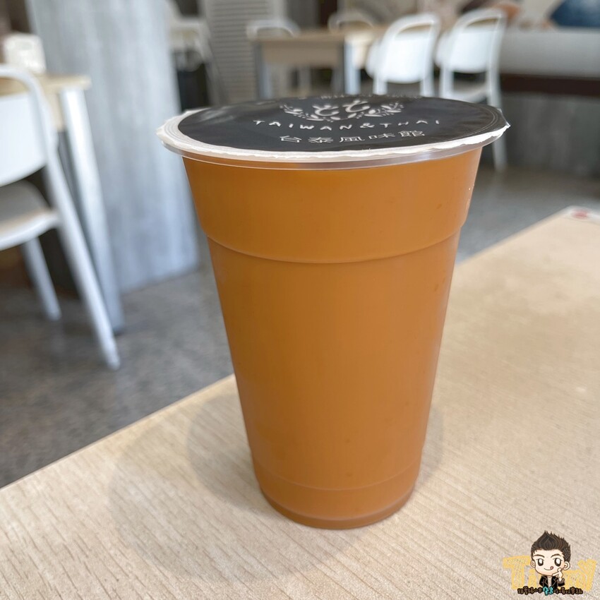 台泰料理結合的特色麻雞包平價泰式料理簡餐！