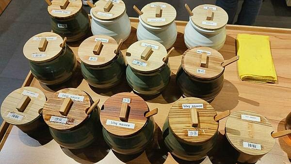 【台北火鍋】大食鍋物｜２９９元起火鍋吃到飽，還有宵夜場哦