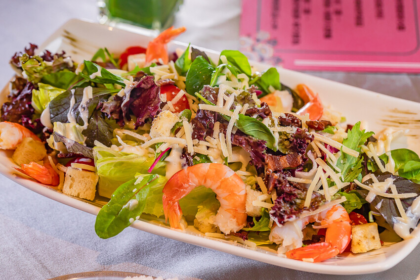 漢神百貨美食 X 低調奢華餐酒館 精緻經典的排餐 主廚特製餐點 約會聚餐的好所在 -蘼樂餐酒