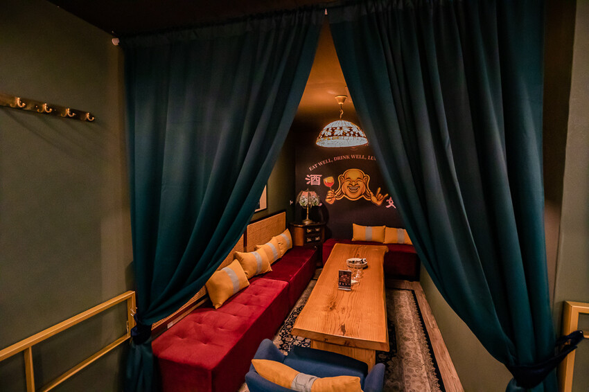 漢神百貨美食 X 低調奢華餐酒館 精緻經典的排餐 主廚特製餐點 約會聚餐的好所在 -蘼樂餐酒