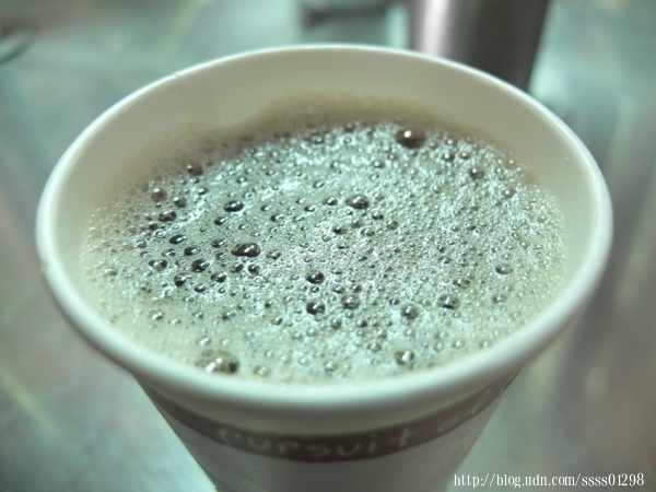 【花蓮旅遊行程規劃】花蓮市區非玩不可!漫遊鐵道文化園區 必吃高人氣包子、蒸餃 還有噱頭十足的鋼管紅茶!