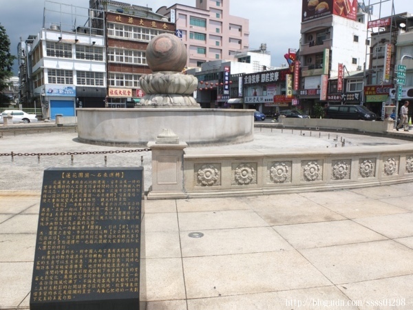 【花蓮旅遊行程規劃】花蓮市區非玩不可!漫遊鐵道文化園區 必吃高人氣包子、蒸餃 還有噱頭十足的鋼管紅茶!