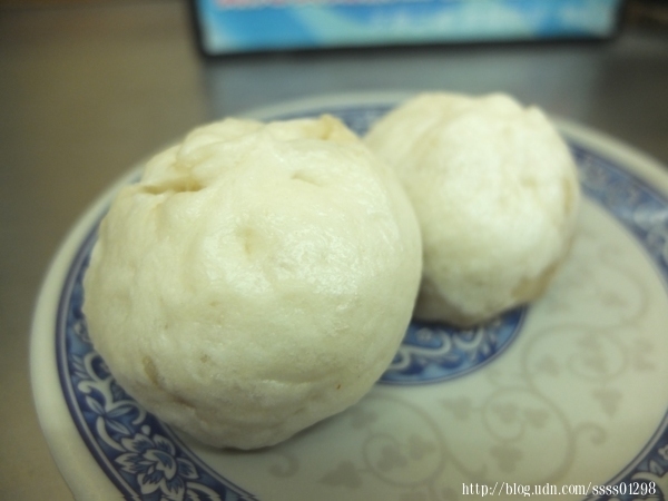 【花蓮旅遊行程規劃】花蓮市區非玩不可!漫遊鐵道文化園區 必吃高人氣包子、蒸餃 還有噱頭十足的鋼管紅茶!