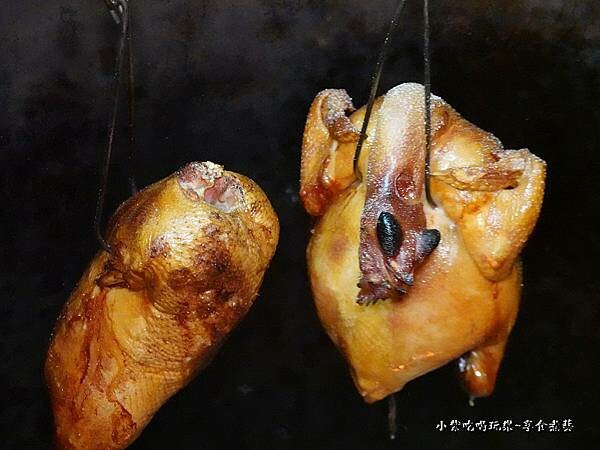 現烤火烤雞鴨-小琉球火烤雞 (1).jpg