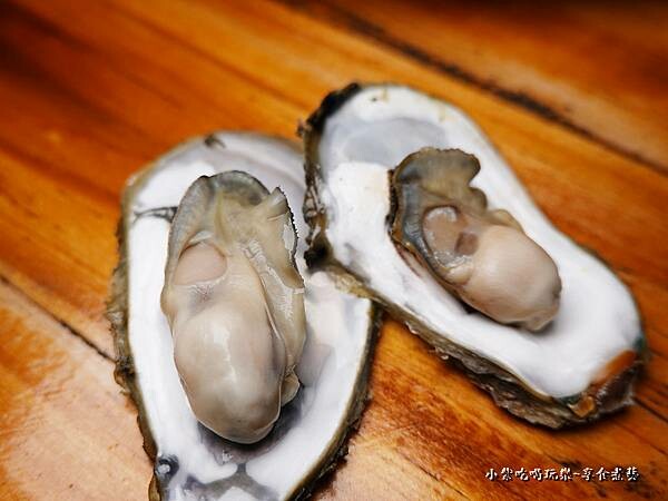 鮮蚵海鮮塔-小琉球火烤雞 (1).jpg