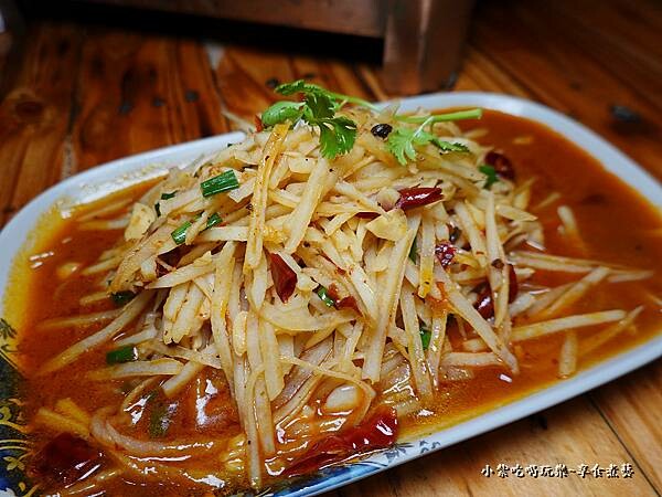 酸辣土豆絲-小琉球火烤雞 (1).jpg