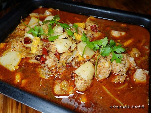 四川水煮魚-小琉球火烤雞 (1).jpg