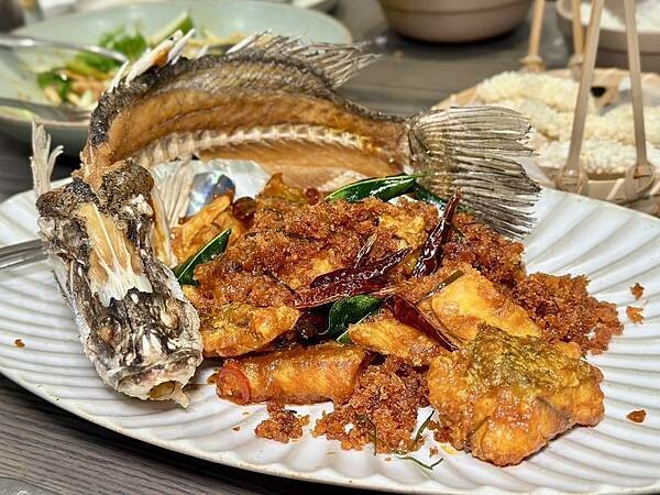 台北市信義區[信義區美食] 初泰 Pikul 台北泰式料理 信義象山門市 路易莎旗下泰國菜 #象山站美食 @蛋寶趴趴go