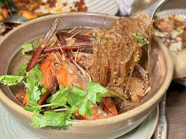 台北市信義區[信義區美食] 初泰 Pikul 台北泰式料理 信義象山門市 路易莎旗下泰國菜 #象山站美食 @蛋寶趴趴go