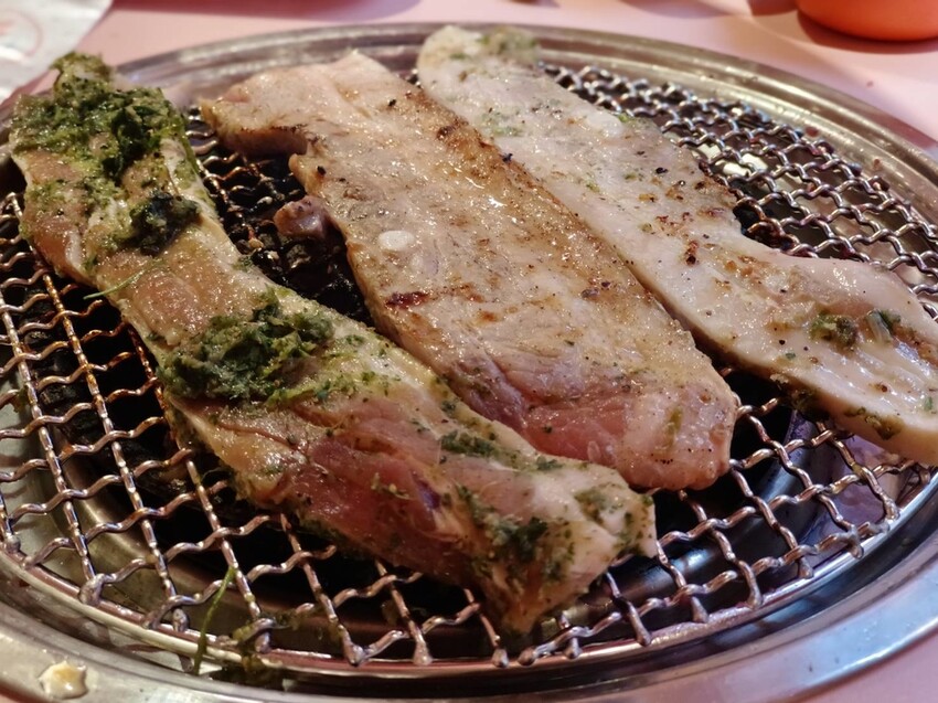 391886.jpg - 【宜蘭】寵物友善餐廳推薦。Pinkoni粉紅姐姐韓式料理。超可愛夢幻場景+服務超棒+食物好吃