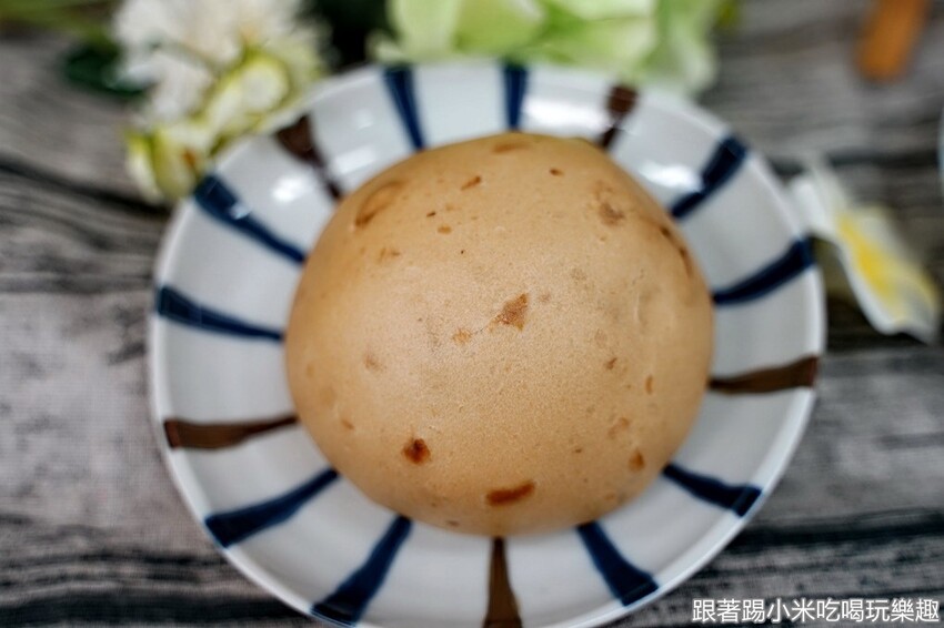 超爆料健康又美味爆料饅頭竹東也吃得到了！整條地瓜就在包子內超浮誇！