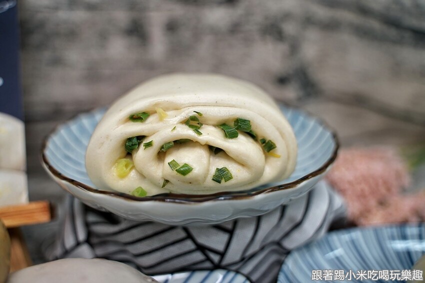 超爆料健康又美味爆料饅頭竹東也吃得到了！整條地瓜就在包子內超浮誇！