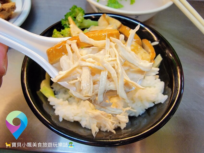 [食]新北 獨特特調米醬醬汁 肉圓清爽不油膩 還有不可錯過的經典國民小吃大腸麵線及 豐富一餐就來汐止觀光夜