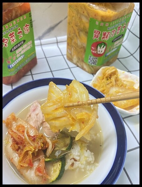 口口爽脆開胃,冬天更要來吃一口【異類泡菜之家】韓式泡菜VS黃金泡菜-冰箱的常備小菜，不管單吃還是入菜都超