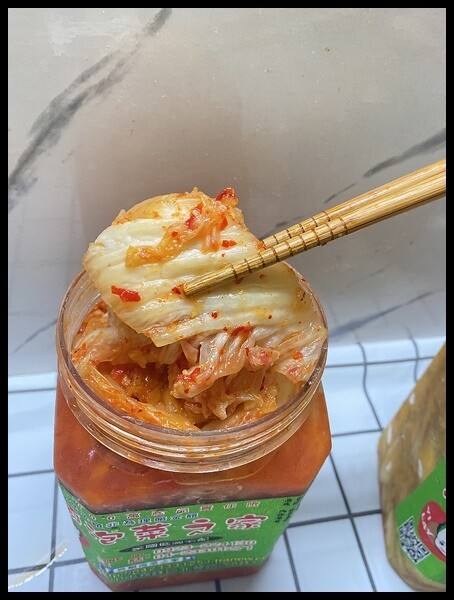 口口爽脆開胃,冬天更要來吃一口【異類泡菜之家】韓式泡菜VS黃金泡菜-冰箱的常備小菜，不管單吃還是入菜都超