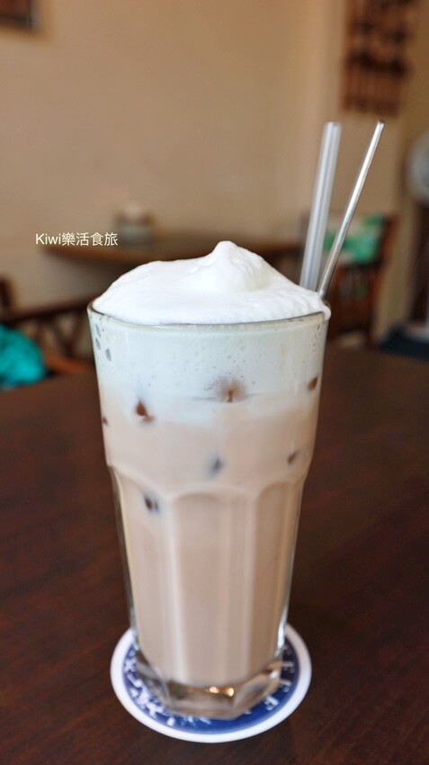 南投咖啡推薦墨啡咖啡館｜南投在中興新村裡品嚐手沖咖啡.下午茶手作甜點.千層麵.排餐，庭園咖啡